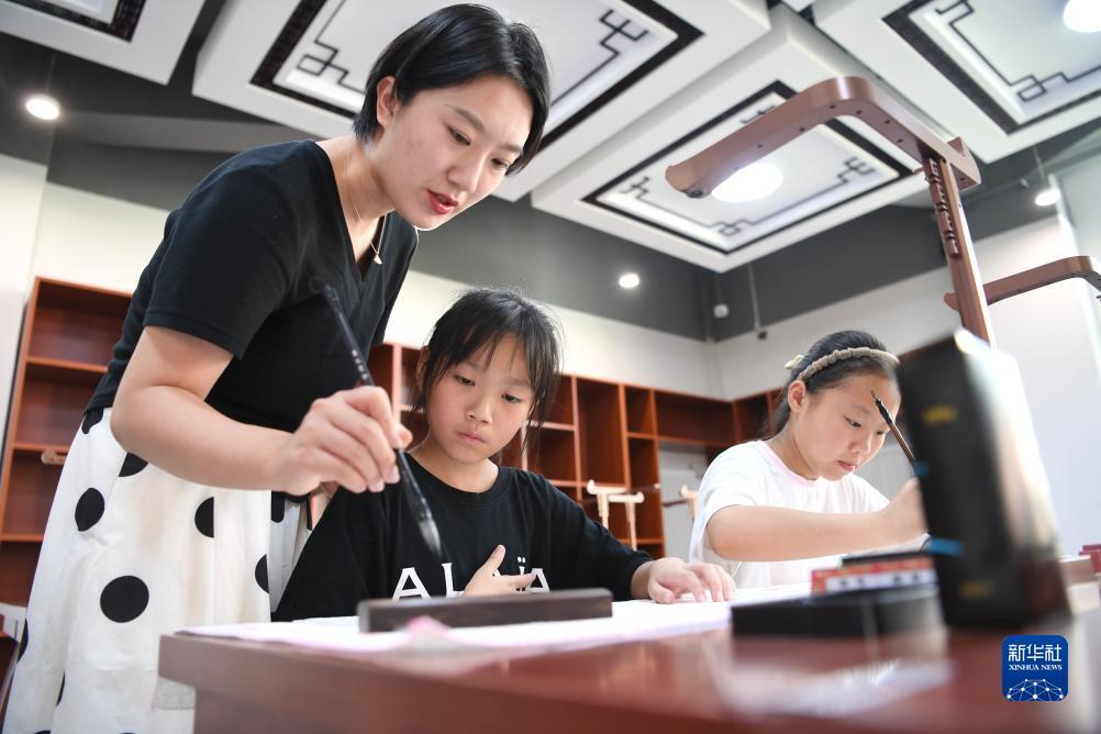www.皇冠428428.com